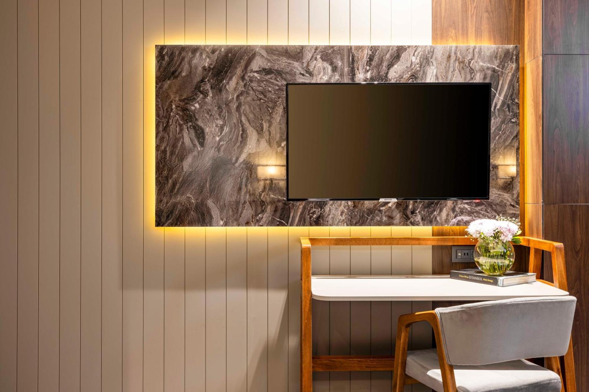 Ezkar Bathonea Art Istanbul Hotel Luaran gambar