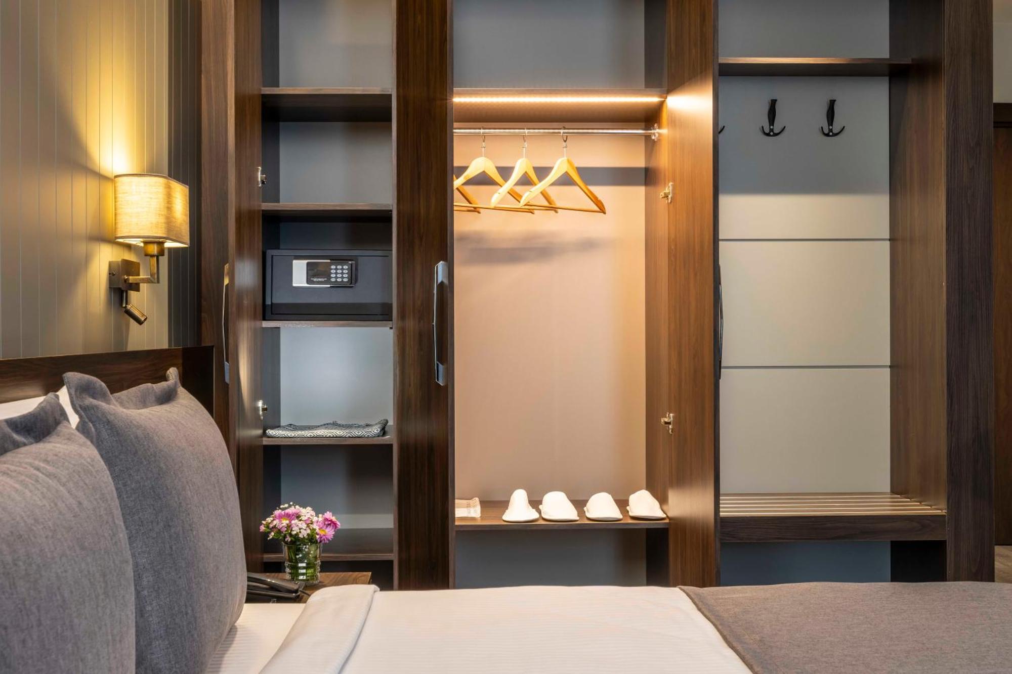 Ezkar Bathonea Art Istanbul Hotel Luaran gambar