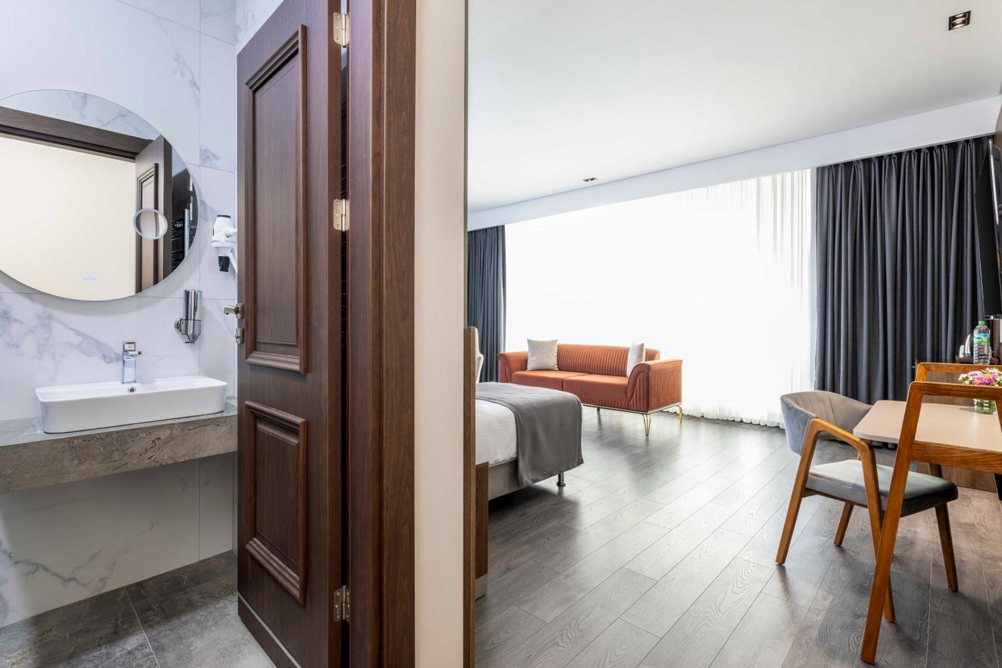 Ezkar Bathonea Art Istanbul Hotel Luaran gambar