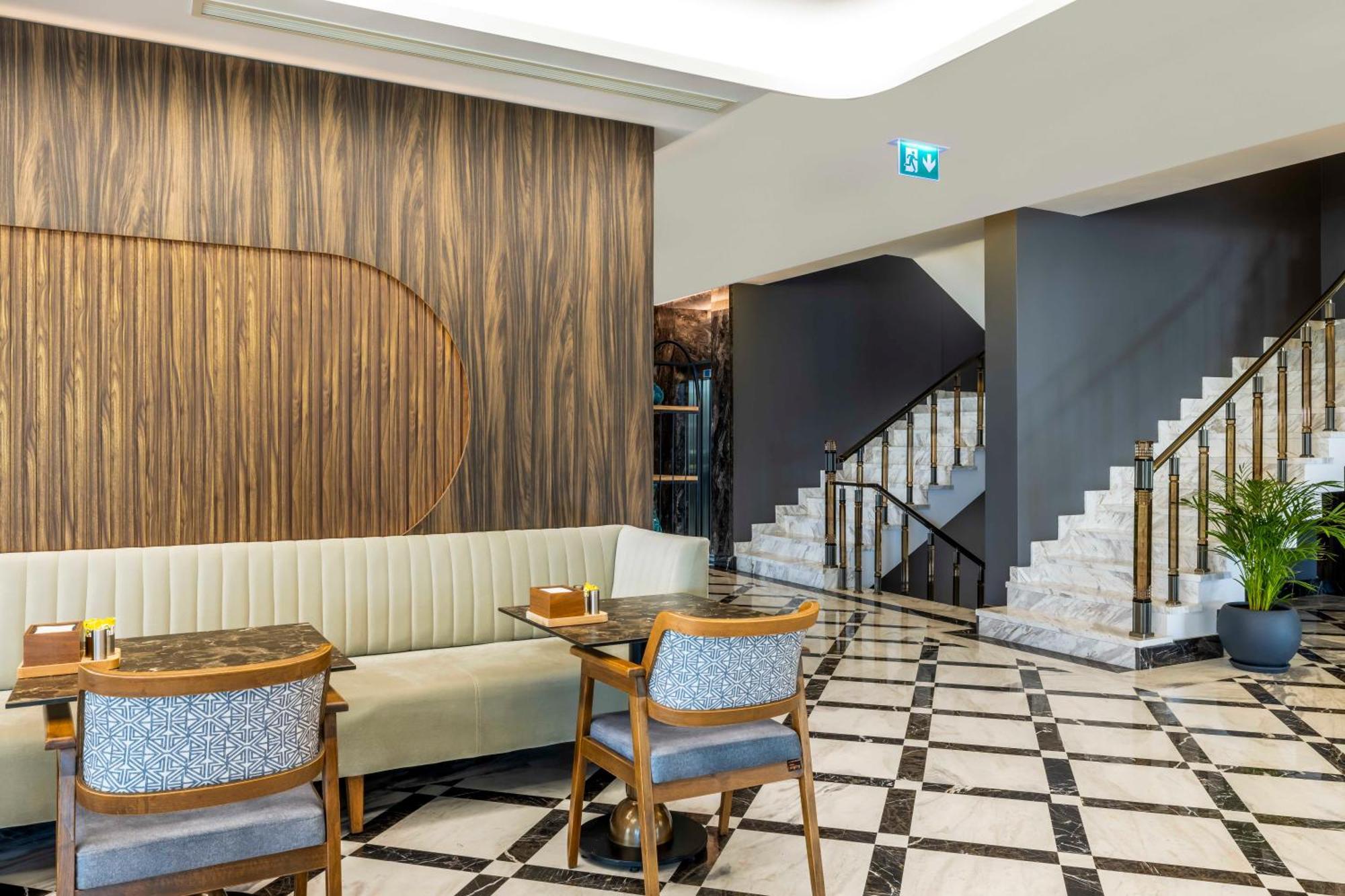 Ezkar Bathonea Art Istanbul Hotel Luaran gambar