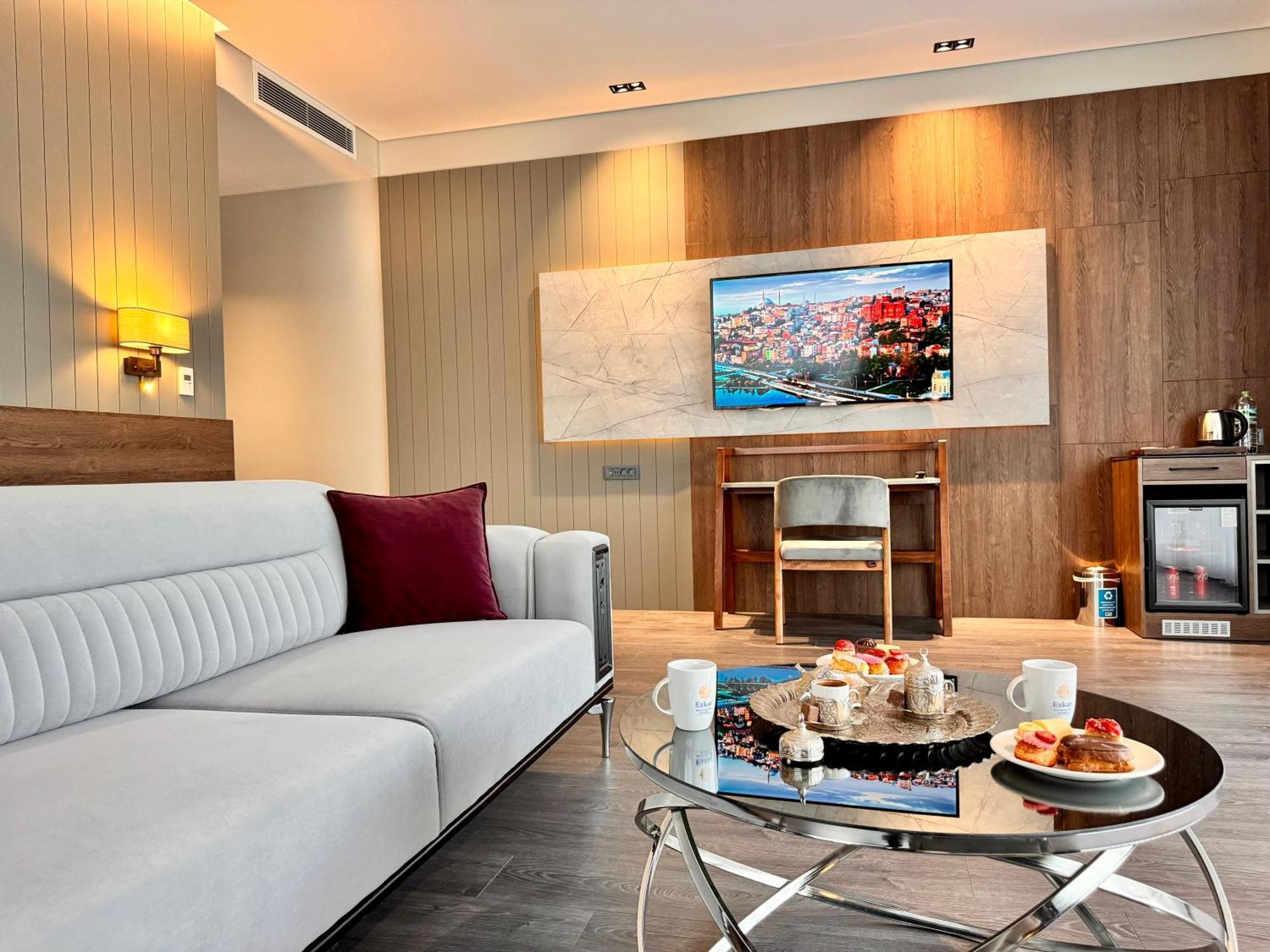 Ezkar Bathonea Art Istanbul Hotel Luaran gambar